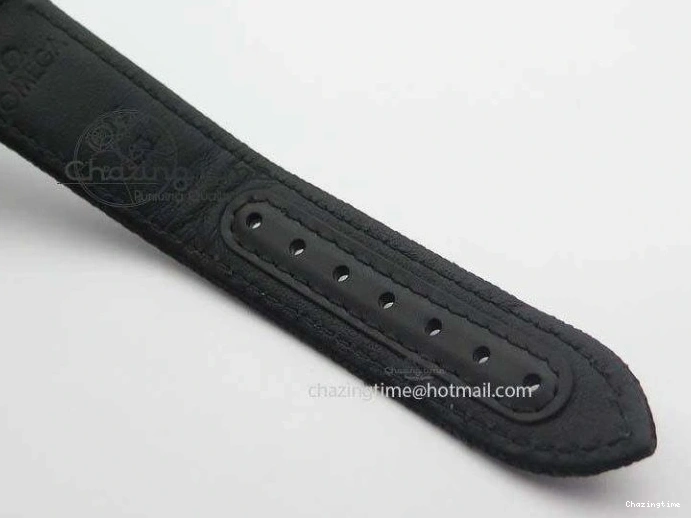 1229 TimelessDesign Speedmaster JHF SS Snoopy Award 45th Anniversary White Dial On Black Nylon Strap 8209